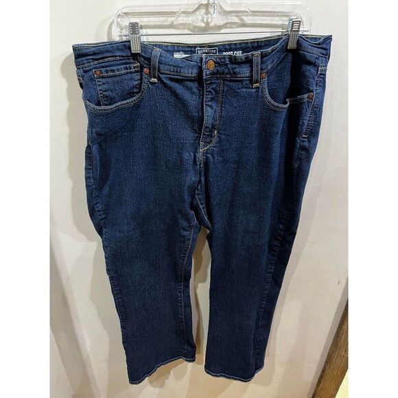 Levi Strauss Women's Jeans Size 38 Blue Totally Shaping Boot Cut High Rise - Picture 1 of 8